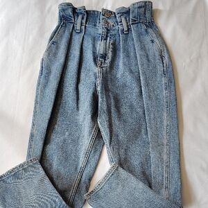 Hollister Light Blue High Rise Paper Bag Waist Loose Fit Jeans EUC